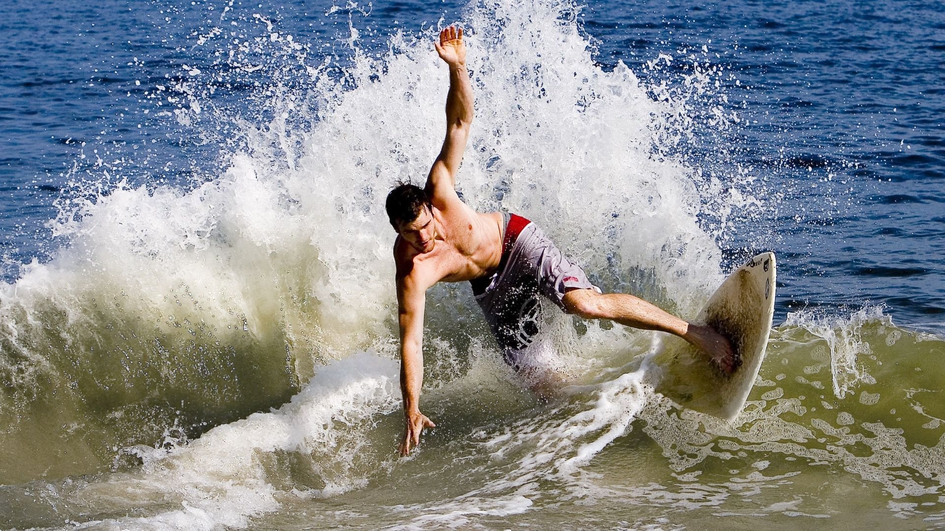“灵感爆发:NBA顶级花式运球合集”,运球最花哨的nba球员
