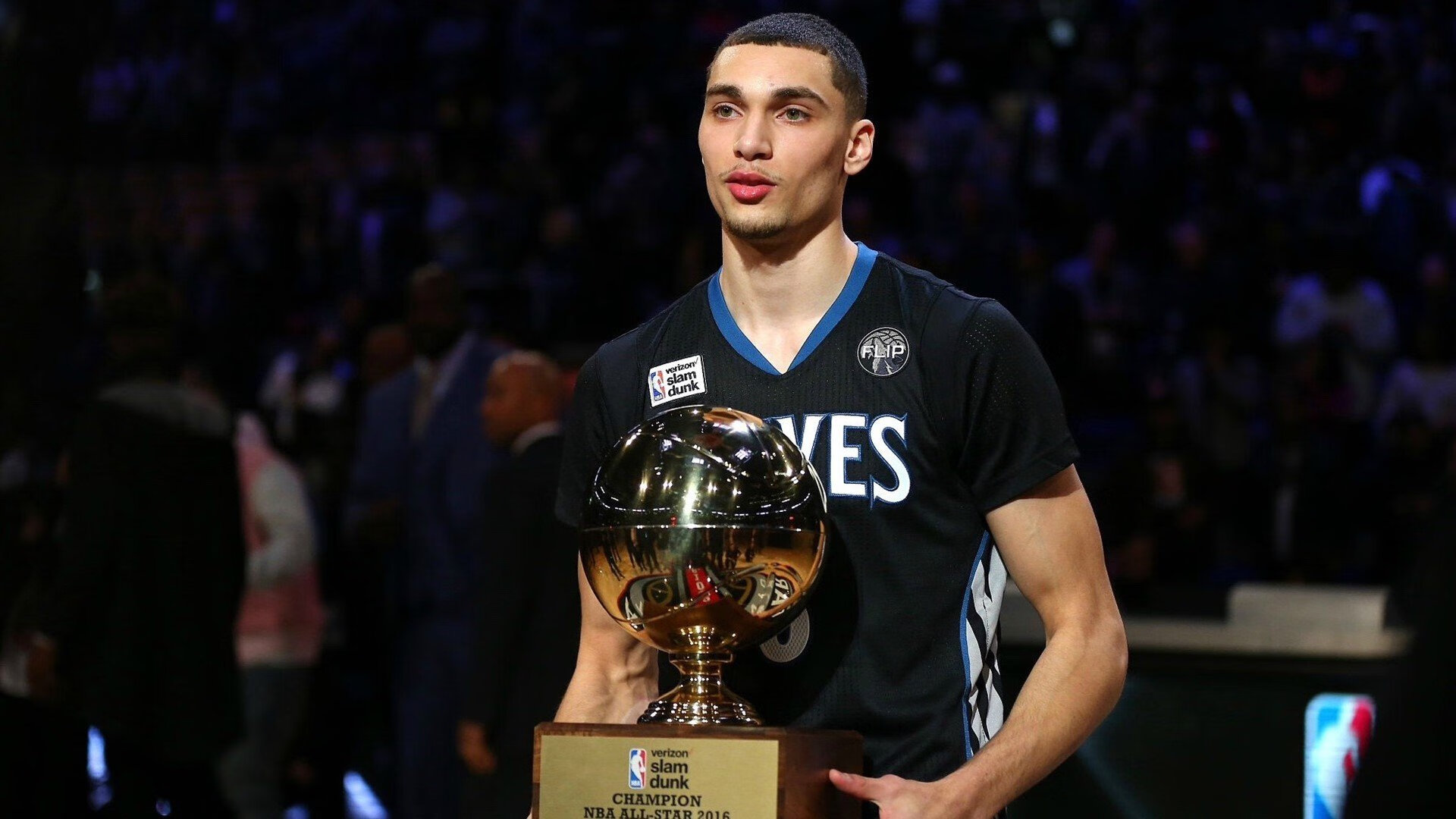 九游博彩-“灾难与奇迹：联盟历史上的最戏剧性比赛”，《灾难》